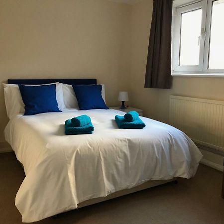 Cozy Apartment In Stratford From 18 Minutes To Central London Exterior photo