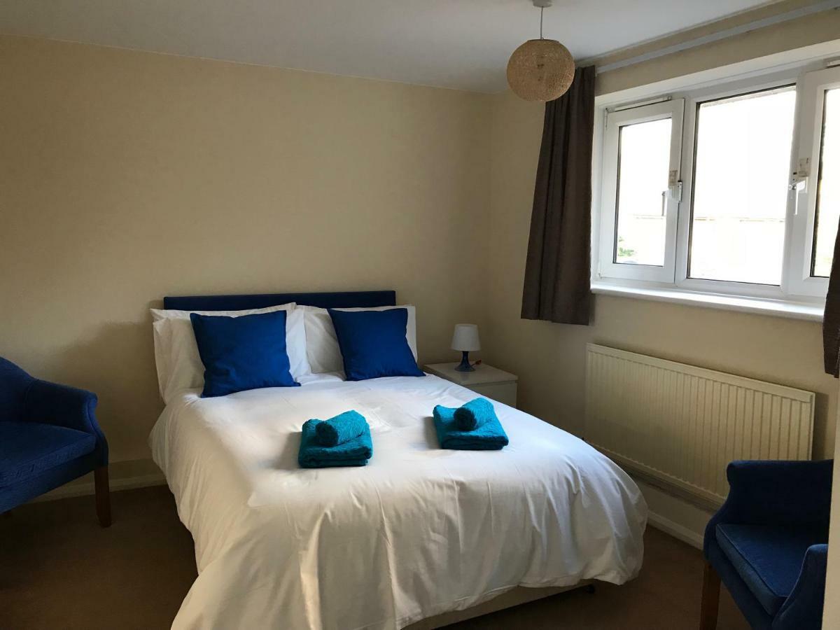 Cozy Apartment In Stratford From 18 Minutes To Central London Exterior photo